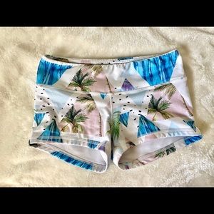 FLEO SHORTS